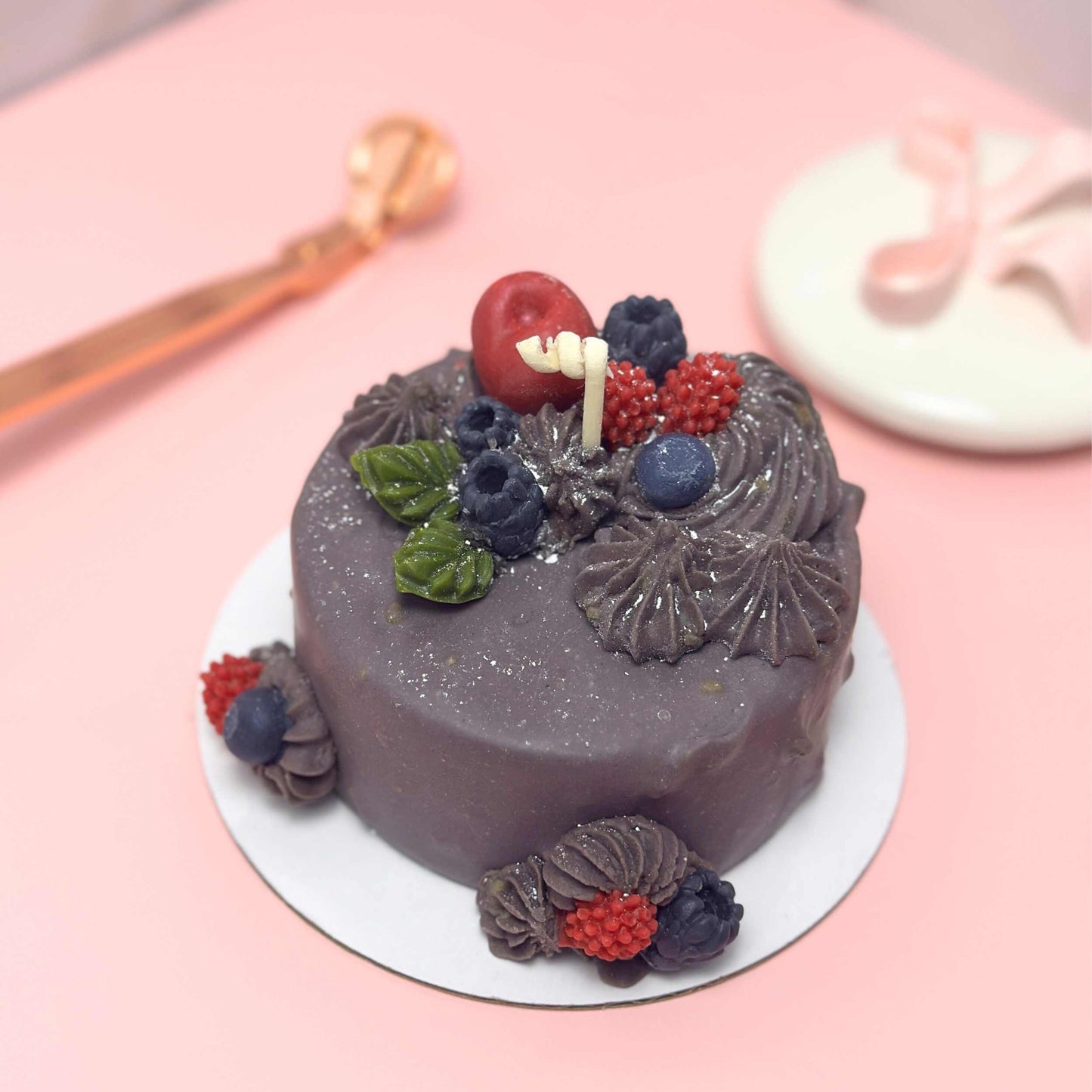 Choco Berries Cake