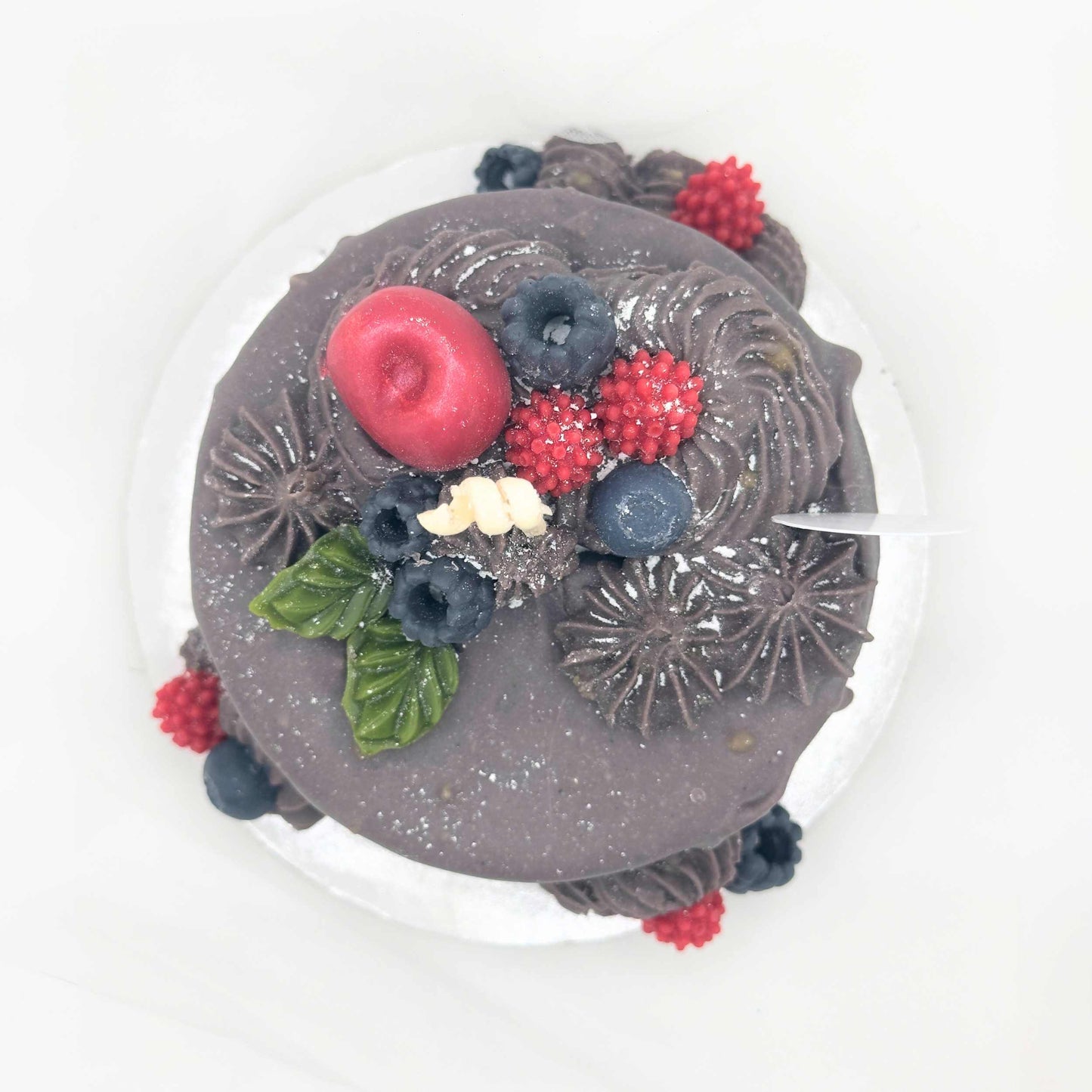 Choco Berries Cake